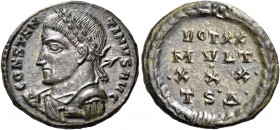 Constantine I, 307/310-337. Follis (Bronze, 17 mm, 2.71 g, 6 h), Thessalonica, 4th officina, 318-319. CONSTAN - NTINVS AVG Laureate and cuirassed bust...