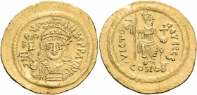 Justin II, 565-578. Solidus (Gold, 22 mm, 4.48 g, 6 h), Constantinople, 6th officina = S. D N IVSTI-NVS PP AVI Diademed, helmeted and cuirassed bust o...