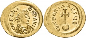 Heraclius, 610-641. Semissis (Gold, 21 mm, 2.26 g), Constan­tinople, 610-613. dN hERACLI - US P AVI Diademed, draped and cuirassed bust of Heraclius t...