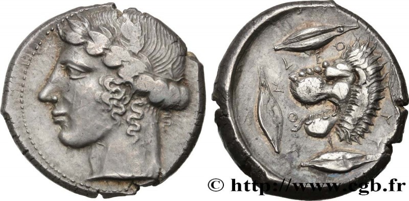SICILY - LEONTINOI
Type : Tétradrachme "du Maître à la feuille" 
Date : c. 425 A...
