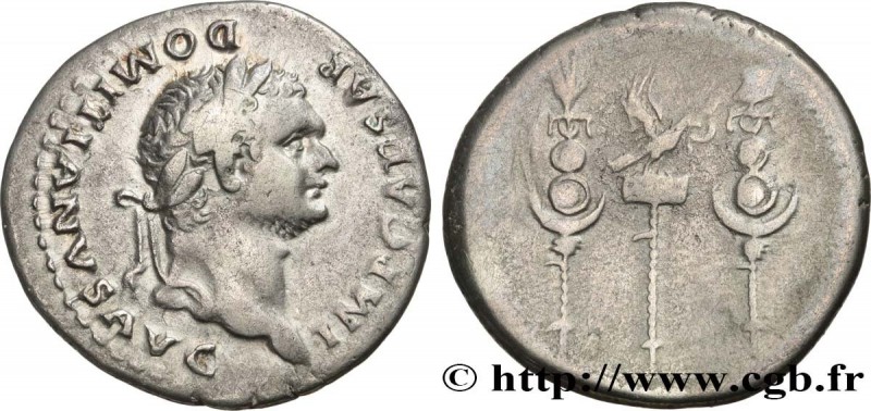 DOMITIANUS
Type : Cistophore 
Date : 82 
Mint name / Town : Éphèse ou Rome 
Meta...
