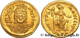 JUSTIN II
Type : Solidus 
Date : 566-578 
Mint name / Town : Constantinople 
Metal : gold 
Millesimal fineness : 1000  ‰
Diameter : 19,5  mm
Or...