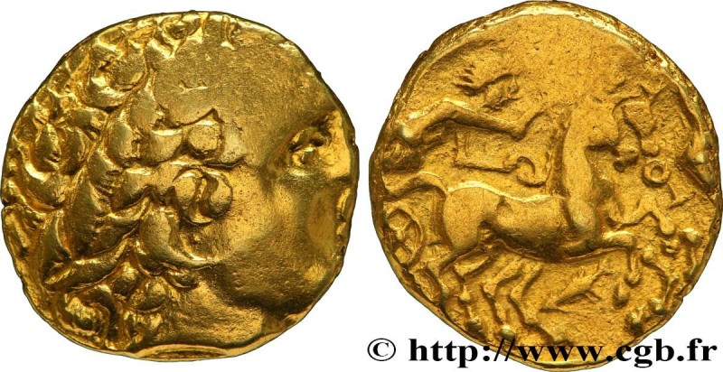GALLIA - MID-WEST, UNSPECIFIED
Type : Statère au bige, épigraphe 
Date : IIe-Ier...