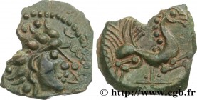 GALLIA - CARNUTES (Beauce area)
Type : Bronze au pégase 
Date : c. 60-50 AC. 
Mint name / Town : Chartres (28) 
Metal : bronze 
Diameter : 16,5  mm
Or...