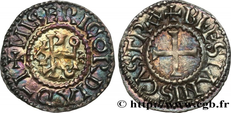 ODO
Type : Denier 
Date : n.d. 
Mint name / Town : Blois 
Metal : silver 
Diamet...