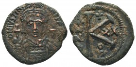 Justinianus I (527-565 AD). AE Half Follis 

Condition: Very Fine

Weight: 9.60 gr
Diameter:26 mm