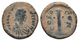 Anastasius I. 491-518. Æ Decanummium 

Condition: Very Fine

Weight: 3.10 gr
Diameter: 16 mm
