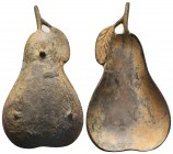Medieval Bronze object in the Shape of Pear!

Condition: Very Fine

Weight:70.60 gr
Diameter: 103 mm