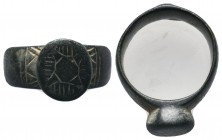 Byzantine Bronze Ring , Ae

Condition: Very Fine

Weight: 8.80 gr
Diameter: 28 mm