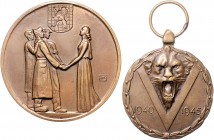 Belgien Leopold III. 1934-1951 Lot o.J. von 2 Stücken: Bronzemedaille 1945 (v. Fisch-Weiler) auf die Verabschiedung der Kriegsgefangenen (49,5mm 45,8g...