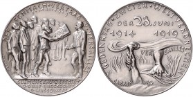 Medaillen von Karl Goetz Silbermedaille 1929 auf 10 Jahre Versailler Vertrag, i.Rd: BAYER. HAUPTMÜNZAMT FEINSILBER Kien. 426. Slg. Bö. 6115 Var. Zetzm...