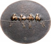 - Kunstgüsse und - Prägungen Bronze-Plakette o.J. einseitig (v. Heide Dobberkau) '4 Schwalben auf Telegraphenkabel' 
m. Aufhängevorr., kl.Rf., etwas ...