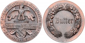 - Allgemeine Medaillen Zinkgussmedaille 1936 bronziert der 3. Reichsnährstand-Ausstellung in Frankfurt 1936 'BUTTER' 
38,2mm 19,4g vz