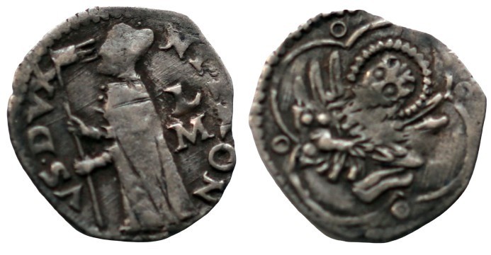 Nicolò Tron. 1471-1473. AR Soldino (11mm, 0.35 g, 6h). Doge standing left, holdi...