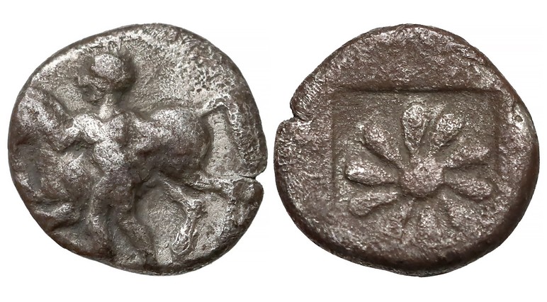 Grecja, Jonia, Erythrae, Obol / Trihemiobol, 480-450r. p.n.e.
 Awers: Nagi młod...