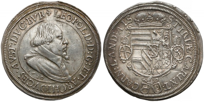 Austria, Leopold V, Talar Ensisheim 1620
 Zadrapania. 

Reference: Davenport ...