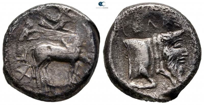 Sicily. Gela circa 450-440 BC. 
Tetradrachm AR

25 mm., 16,58 g.

Male char...