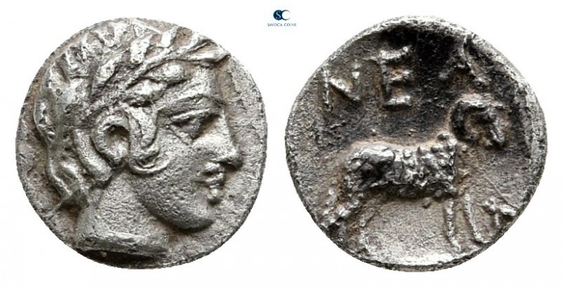Troas. Neandria circa 400-300 BC. 
Obol AR

9 mm., 0,59 g.

Laureate head o...