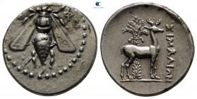 Ionia. Ephesos  200-150 BC. Simalion (ΣΙΜΑΛΙΩΝ), magistrate. Drachm AR
