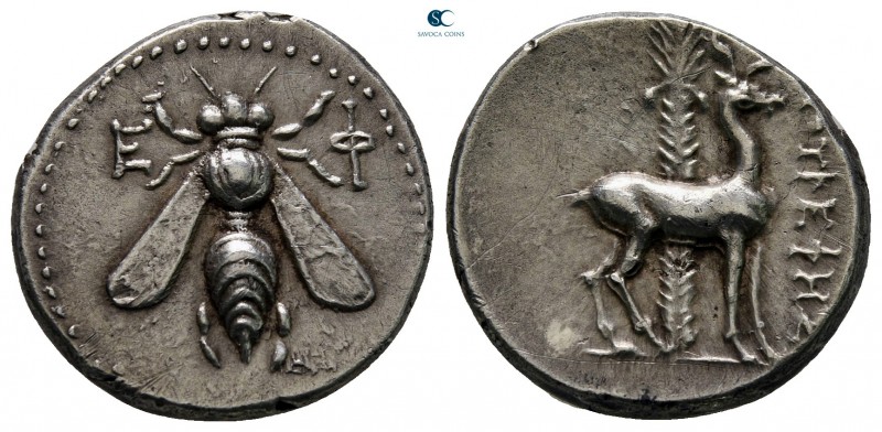 Ionia. Ephesos 200-150 BC. Pyrefis (ΠΥΡΕΦΗΣ), magistrate
Drachm AR

18 mm., 4...