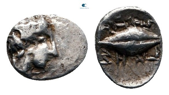 Ionia. Magnesia ad Maeander 450-400 BC. 
Tetartemorion AR

6 mm., 0,21 g.

...