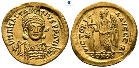 Anastasius I AD 491-518. Constantinople. Solidus AV