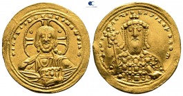 Constantine VIII AD 1025-1028. Constantinople. Histamenon Nomisma AV