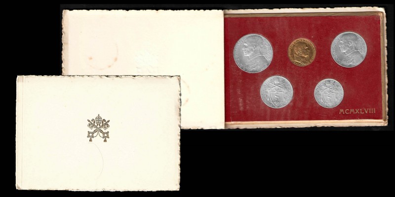 Pius XII 1939-1958
Mint Set, Rome, 1948, AU 5.19 g.
Ref : KM-MS40, 
5 monnaies a...