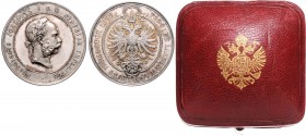 FRANZ JOSEPH I (1848 - 1916)&nbsp;
Silver medal Land exhibition Innsbruck, original box, 1893, 35g, Wien. J. Tautenhayn, 40 mm, Ag 900/1000&nbsp;

...