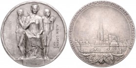 FRANZ JOSEPH I (1848 - 1916)&nbsp;
Silver medal Chamber of Commerce and Industry, Austria and Enns, 1913, 109,5g, Wien. P. Breitwood, 65 mm, Ag 900/1...