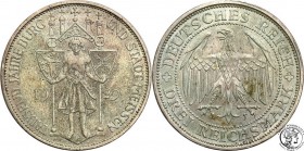 Germany
WORLD COINS

Germany, Weimar. 3 Mark 1929 E, Meissen 

Zielonkawa patyna.Jaeger 338

Details: 15,00 g Ag 
Condition: 2- (EF-)