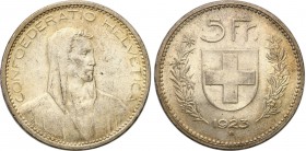 Switzerland
WORLD COINS

Schweiz. 5 francs 1923, Berno 

Bardzo ładnie zachowane. Złotawa patyna.KM.38

Details: 25,03 g Ag .900 
Condition: 1...