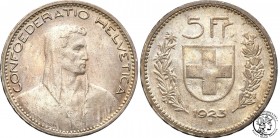 Switzerland
WORLD COINS

Schweiz. 5 francs 1923 B, Bern 

Połysk, drobne ryski w tle, kolorowa patyna.Davenport 394

Details: 24,96 g Ag 
Cond...