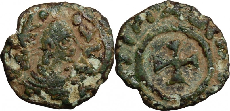 Africa. Etiopia, Aksum. Anonymous. AE 12 mm. Circa 370. D/ Draped bust right, we...