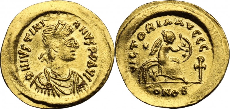 Justinian I (527-565). AV Semissis, Constantinople mint, 527-552 AD. D/ DN IVSTI...