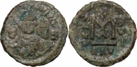 Heraclius (610-641). AE Follis, Ravenna mint. D/ Facing bust of Heraclius (in centre), Heraclius Constantine (on right) and Martina; the two emperors ...