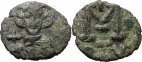 Justinian II (First Reign, 685-695). AE Follis, Ravenna mint. D/ Bust facing, wearing crown and chlamys, and holding globus cruciger. R/ Large M; abov...