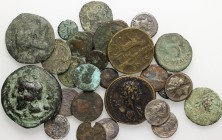 Greek and Roman ancient world. Multiple lot of more than thirty (32) Greek and Roman Republican and Imperial coins, including several fourrée examples...