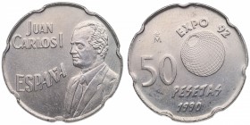 1990. Juan Carlos I (1975-2014). 50 pesetas. Cu-Ni. Variante de cuño. Busto y esfera mayor. SC. Est.70.
