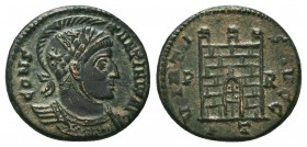 Constantinus I (306-337 AD). AE Follis 

Condition: Very Fine

Weight: 3.10 gr
Diameter: 17 mm