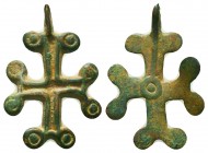 Wearable Byzantine Cross Pendant, , circa 9th - 12th Century AD. 

Condition: Very Fine

Weight: 3.30 gr
Diameter: 32 mm