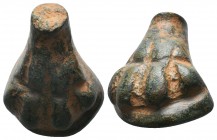 Ancient Roman Bronze Lion Pawn , 1st - 2nd C. BC.

Condition: Very Fine

Weight: 52.50 gr
Diameter: 36 mm