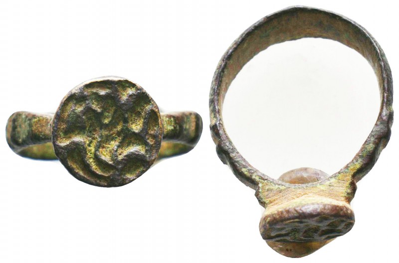 Byzantine Bronze Seal Ring , 11th-12th century AD

Condition: Very Fine

Weight:...