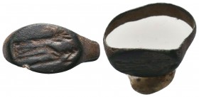 Ancient Roman Seal Ring, 1st -2nd century AD

Condition: Very Fine

Weight: 2.30 gr
Diameter: 22 mm