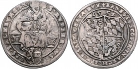 Ernst Herzog (Prinz) von Bayern 1540 - 1554
 Guldiner 1552 Typ, Geviertes Familienwappen, oben Jahreszahl – Hl. Rupert auf Schemel sitzend, unten Sti...