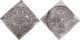 Georg von Kuenburg 1586 - 1587
 Taler Klippe 1586 Typ 2, Geviertes Wappen unter dem Legatenhut – Hl. Rupert und Hl. Virgil einander zugewandt sitzend...