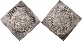 Wolf Dietrich von Raitenau 1587 - 1612
 1/2 Taler Klippe o.J. Typ 7, Auf Thron sitzender Hl. Rupert, vor ihm das ovale sechsfeldige Wappen – vier die...