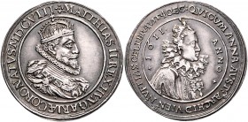 Matthias II. 1612 - 1619
 Ag Medaille 1611 auf die ungarische Krönung und die Hochzeit mit Anna von Österreich. Gekrönte Büste nach r. // Büste der K...