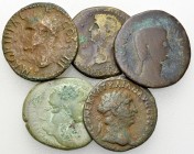 Lot of 5 Roman imperial middle bronzes 

Lot of five (5) Roman imperial middle bronzes, including Antonia.

Fine. (5)

Lot sold as is, no return...