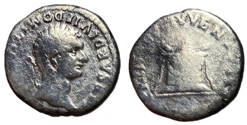 Domitian, as Caesar, 69 - 81 AD
Silver Denarius, Rome Mint, 17mm, 2.90 grams
O...